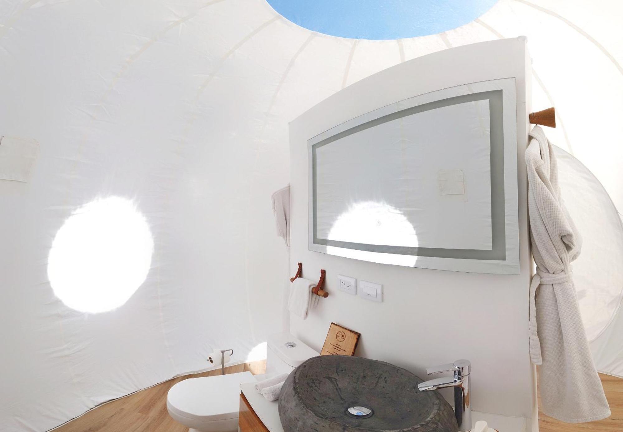 Green Land Bubble Glamping By Mint Cabarete Bilik gambar